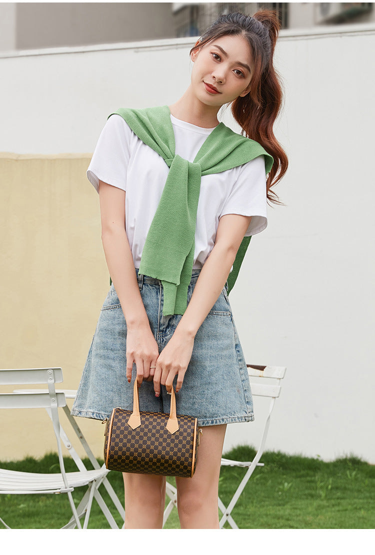 Women's Bag New Trend Fashion Casual Four Leaf Grass Printing Cross Shoulder Pillow Bag Lingge Embroidered Handbag