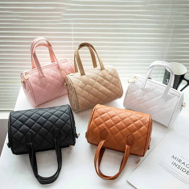 Women's Bag New Trend Fashion Casual Four Leaf Grass Printing Cross Shoulder Pillow Bag Lingge Embroidered Handbag