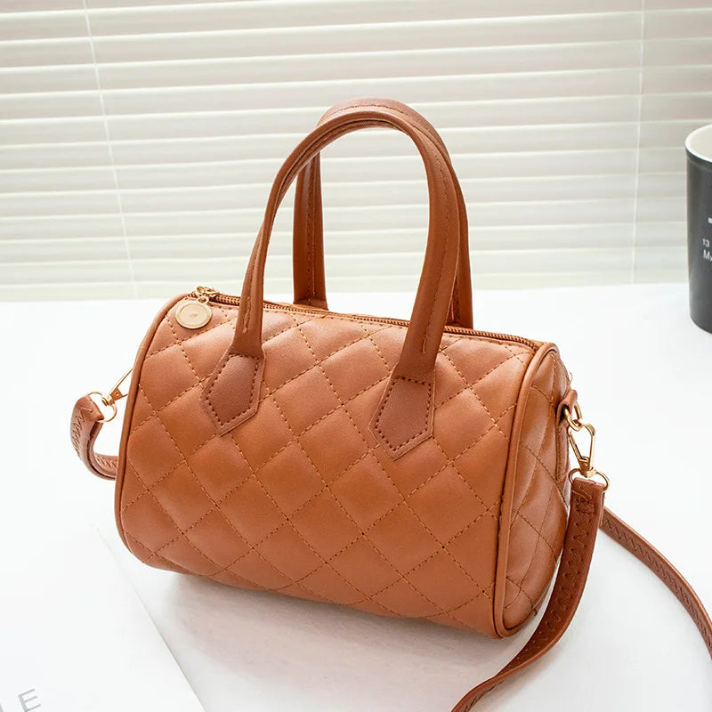 Women's Bag New Trend Fashion Casual Four Leaf Grass Printing Cross Shoulder Pillow Bag Lingge Embroidered Handbag