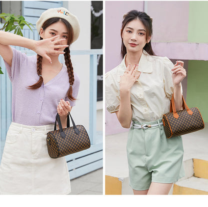Women's Bag New Trend Fashion Casual Four Leaf Grass Printing Cross Shoulder Pillow Bag Lingge Embroidered Handbag