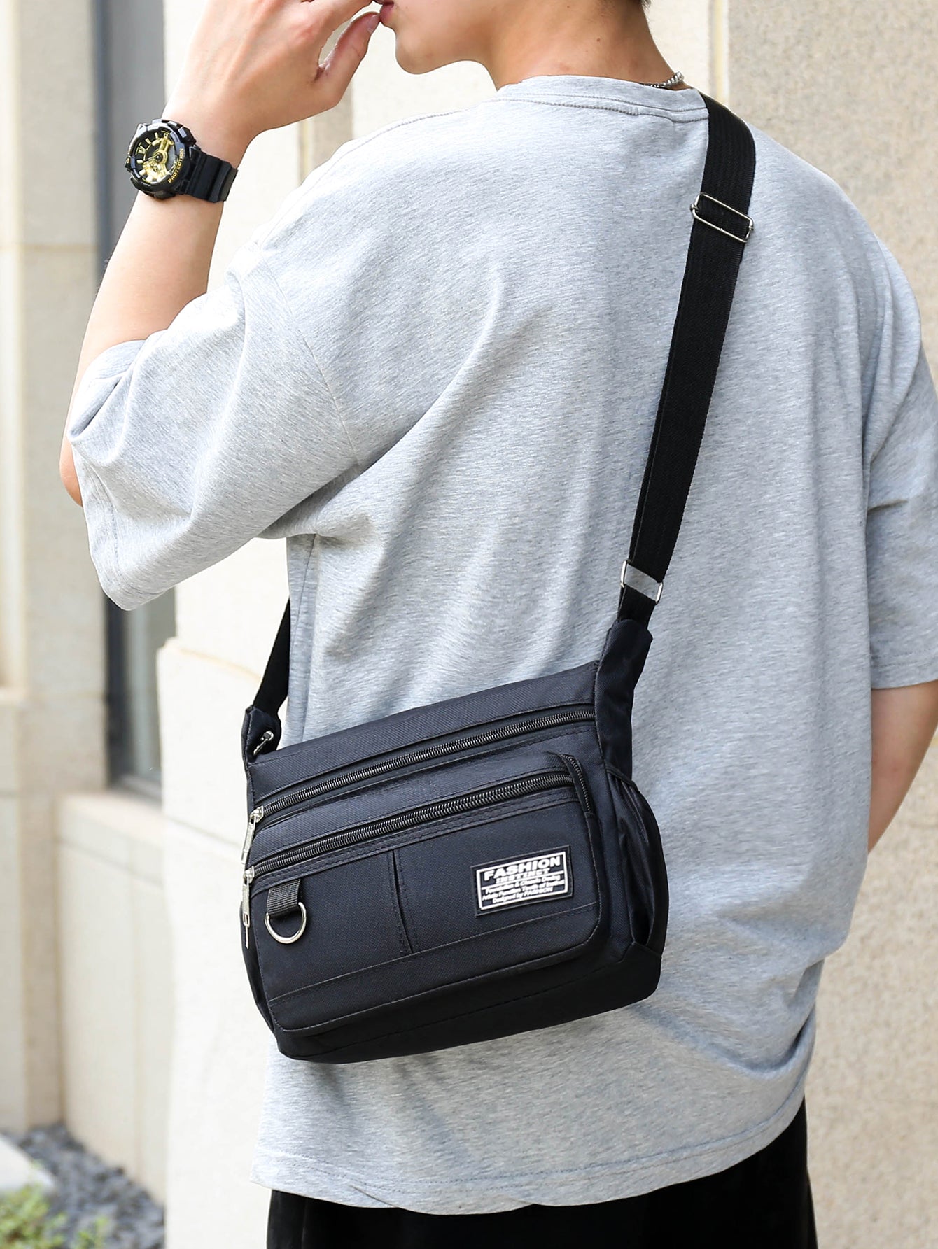 1pc Men's Portable Nylon Letter Sticker Diagonal Shoulder Bag, Mobile Phone Bag