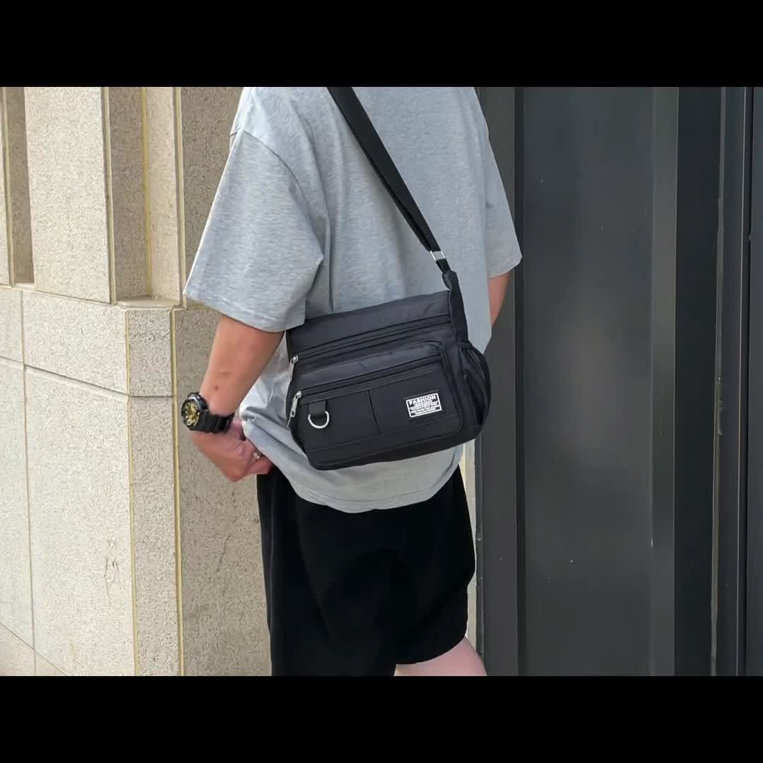 1pc Men's Portable Nylon Letter Sticker Diagonal Shoulder Bag, Mobile Phone Bag
